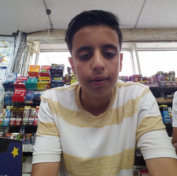 Meet your Posher, Ibrahim - Picture 1 of 1